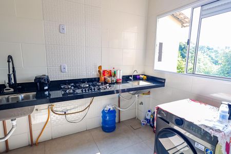 Cozinha de apartamento para alugar com 2 quartos, 49m² em Parque Residencial Sabiás, Indaiatuba