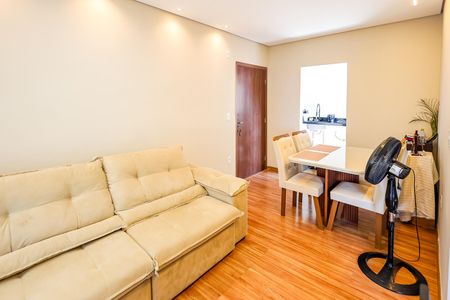 Sala de apartamento para alugar com 2 quartos, 49m² em Parque Residencial Sabiás, Indaiatuba