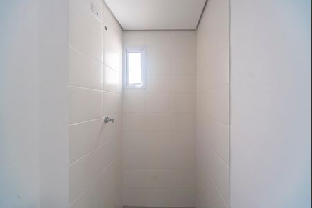 Apartamento à venda com 46m², 2 quartos e 1 vaga Apartamento à venda com 46m², 2 quartos e 1 vagaBanheiro