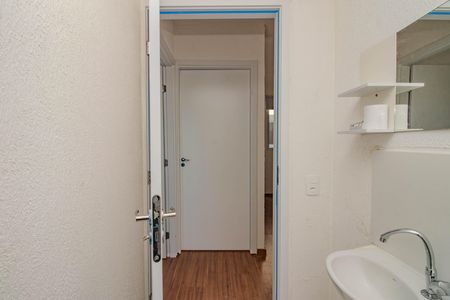 Apartamento para alugar com 41m², 2 quartos e sem vagaBanheiro
