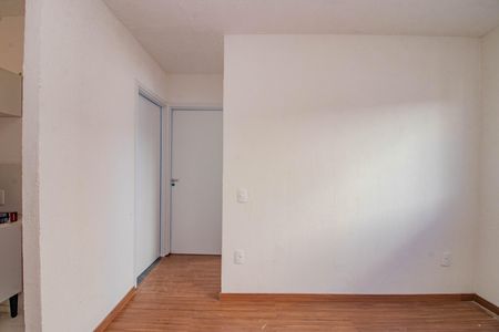 Sala de apartamento para alugar com 2 quartos, 41m² em Santa Rosa de Lima, Porto Alegre