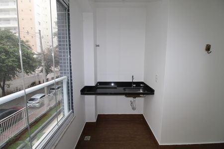 Apartamento para alugar com 78m², 2 quartos e 1 vagaSacada