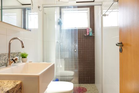 Apartamento à venda com 102m², 3 quartos e 2 vagas Apartamento à venda com 102m², 3 quartos e 2 vagasBanheiro Social