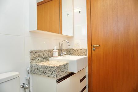 Apartamento à venda com 102m², 3 quartos e 2 vagas Apartamento à venda com 102m², 3 quartos e 2 vagasSuíte - Banheiro