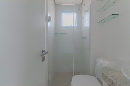 Banheiro de kitnet/studio para alugar com 1 quarto, 30m² em Vila Dom Pedro I, São Paulo