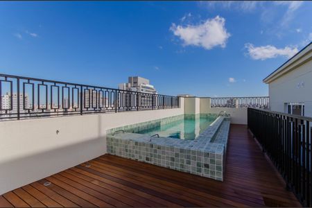 Studio à venda com 30m², 1 quarto e sem vaga Studio à venda com 30m², 1 quarto e sem vagaÁrea comum - Piscina