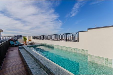 Studio à venda com 30m², 1 quarto e sem vaga Studio à venda com 30m², 1 quarto e sem vagaÁrea comum - Piscina