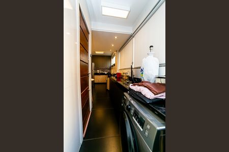 Apartamento à venda com 105m², 3 quartos e 1 vaga Apartamento à venda com 105m², 3 quartos e 1 vagaCozinha e Área de Serviço
