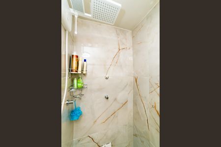 Apartamento à venda com 105m², 3 quartos e 1 vaga Apartamento à venda com 105m², 3 quartos e 1 vagaBanheiro Social