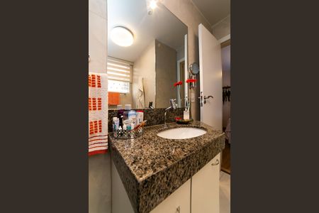 Apartamento à venda com 105m², 3 quartos e 1 vaga Apartamento à venda com 105m², 3 quartos e 1 vagaBanheiro da Suíte