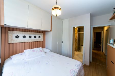 Apartamento à venda com 105m², 3 quartos e 1 vaga Apartamento à venda com 105m², 3 quartos e 1 vagaSuíte
