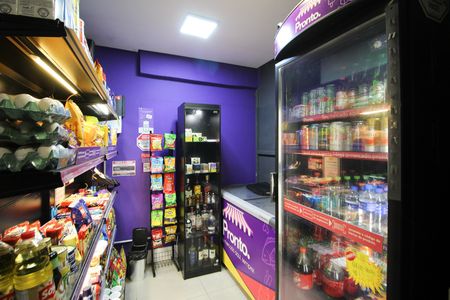 Studio para alugar com 29m², 1 quarto e 1 vaga Studio para alugar com 29m², 1 quarto e 1 vagaÁrea comum - Mercado
