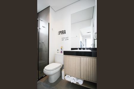 Studio para alugar com 29m², 1 quarto e 1 vaga Studio para alugar com 29m², 1 quarto e 1 vagaBanheiro
