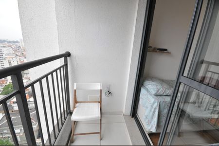 Apartamento à venda com 80m², 3 quartos e 1 vagaSacada do Quarto 2