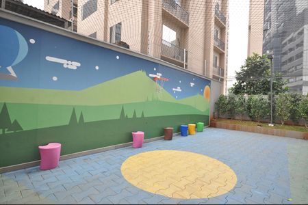 Apartamento à venda com 80m², 3 quartos e 1 vagaQuadra