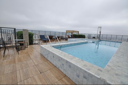 Apartamento à venda com 80m², 3 quartos e 1 vagaÁrea comum - Piscina