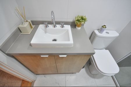 Apartamento à venda com 80m², 3 quartos e 1 vagaBanheiro Social