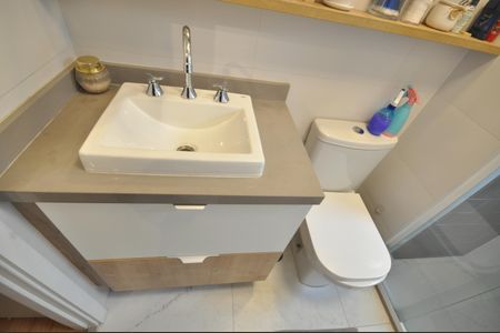 Apartamento à venda com 80m², 3 quartos e 1 vagaBanheiro do Quarto Suíte