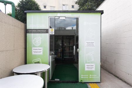 Apartamento à venda com 38m², 2 quartos e sem vagaÁrea comum - Mercadinho 