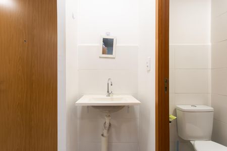 Apartamento à venda com 38m², 2 quartos e sem vagaBanheiro / Lavatório 