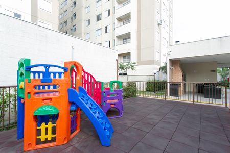 Apartamento à venda com 38m², 2 quartos e sem vagaÁrea comum - Playground
