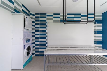 Apartamento para alugar com 36m², 2 quartos e sem vaga Apartamento para alugar com 36m², 2 quartos e sem vagaLavanderia