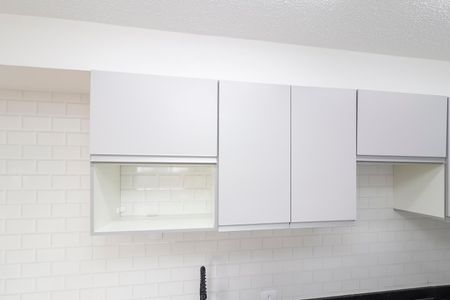 Apartamento para alugar com 36m², 2 quartos e sem vagaCozinha - Armários
