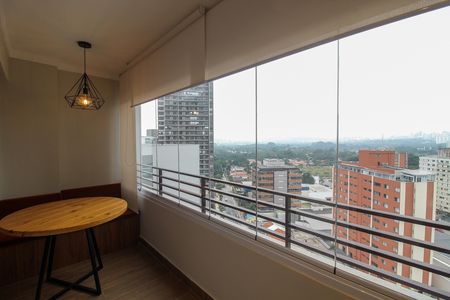 Apartamento para alugar com 32m², 1 quarto e 1 vaga Apartamento para alugar com 32m², 1 quarto e 1 vagaVaranda