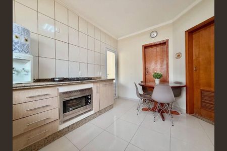 Casa à venda com 3 quartos, 238m² em Jardim Alto da Colina, Valinhos