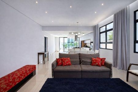 Casa à venda com 3 quartos, 210m² em Jardim Soleil, Valinhos