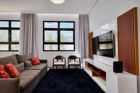 Casa à venda com 3 quartos, 210m² em Jardim Soleil, Valinhos