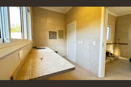 Casa à venda com 3 quartos, 300m² em Chácaras Silvânia, Valinhos