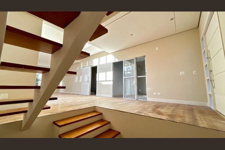 Casa à venda com 300m², 3 quartos e sem vaga