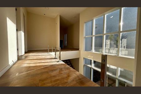 Casa à venda com 300m², 3 quartos e sem vaga