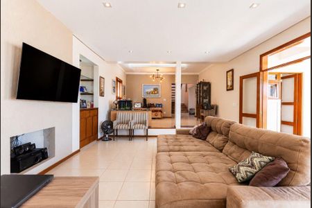 Casa à venda com 321m², 3 quartos e 4 vagas