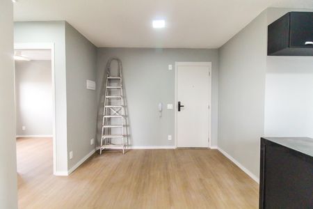 Sala de apartamento para alugar com 2 quartos, 59m² em Vila Campanela, São Paulo