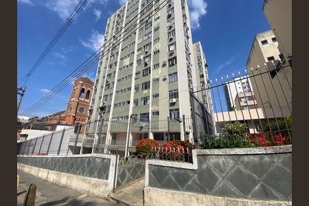 Apartamento para alugar com 60m², 2 quartos e sem vagaFachada
