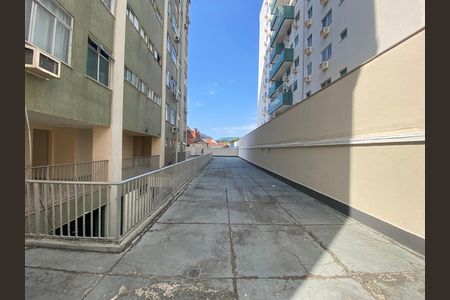Apartamento para alugar com 60m², 2 quartos e sem vagaÁrea comum