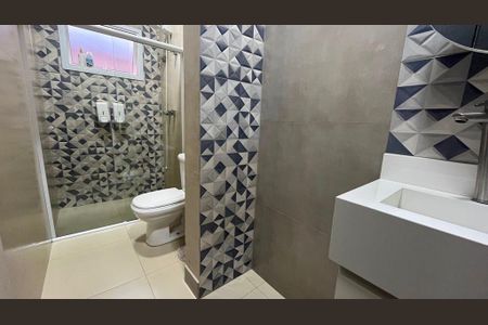Casa à venda com 180m², 3 quartos e 4 vagas
