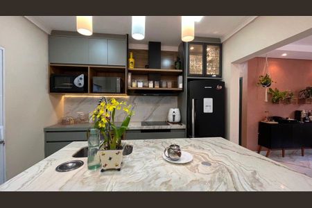 Casa à venda com 180m², 3 quartos e 4 vagas