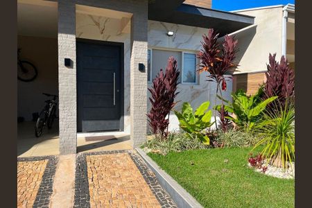Casa à venda com 180m², 3 quartos e 4 vagas