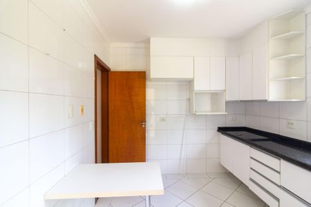 Casa para alugar com 135m², 3 quartos e 3 vagas Casa para alugar com 135m², 3 quartos e 3 vagasCozinha