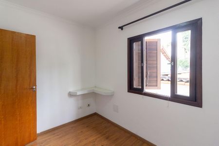 Casa para alugar com 135m², 3 quartos e 3 vagas Casa para alugar com 135m², 3 quartos e 3 vagasQuarto 2