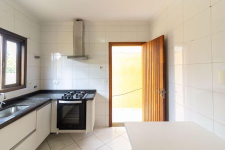 Casa para alugar com 135m², 3 quartos e 3 vagas Casa para alugar com 135m², 3 quartos e 3 vagasCozinha
