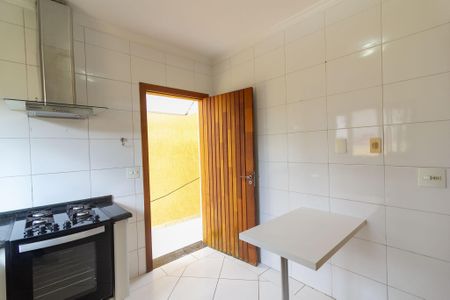 Casa para alugar com 135m², 3 quartos e 3 vagas Casa para alugar com 135m², 3 quartos e 3 vagasCozinha