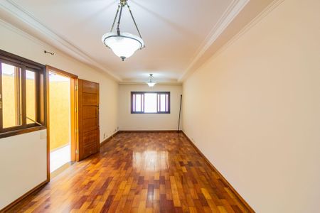 Sala de casa para alugar com 3 quartos, 135m² em Jardim Luanda, São Paulo