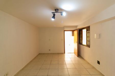 Casa para alugar com 135m², 3 quartos e 3 vagas Casa para alugar com 135m², 3 quartos e 3 vagasQuarto de Serviço