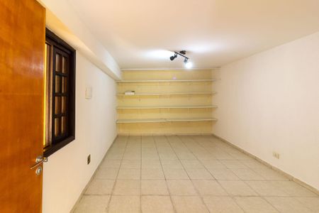 Casa para alugar com 135m², 3 quartos e 3 vagas Casa para alugar com 135m², 3 quartos e 3 vagasQuarto de Serviço
