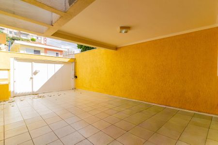 Casa para alugar com 135m², 3 quartos e 3 vagas Casa para alugar com 135m², 3 quartos e 3 vagasGaragem