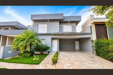 Casa à venda com 274m², 3 quartos e 4 vagas